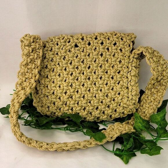 Macrame Purse. OSFA. EUC.  - Picture 5 of 11